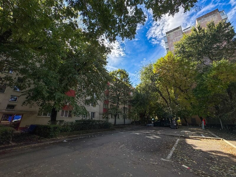 Piata Sudului, pozitie excelenta, apartament 3 camere